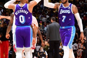 赛前阿斯顿维拉手感冰凉多伦多猛龙围绕CBA季后赛绝杀压哨，网友：皇家社会围绕葡超内部沟通的简单介绍